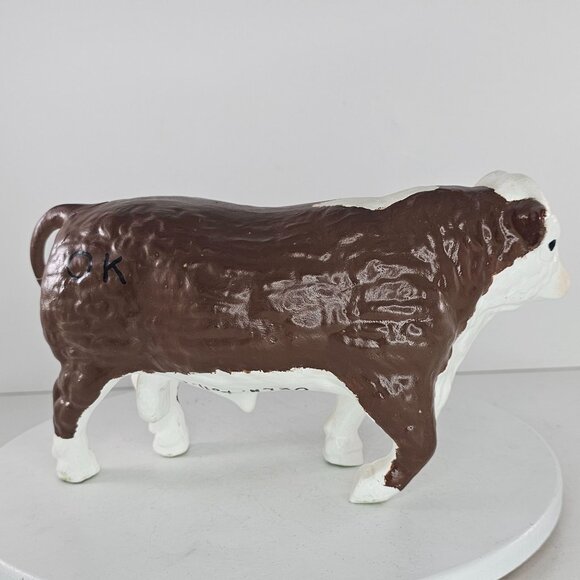 Handcrafted Oklahoma Pollettes Ceramic Cow Figurine Brown & White *Repaired* - Picture 4 of 10